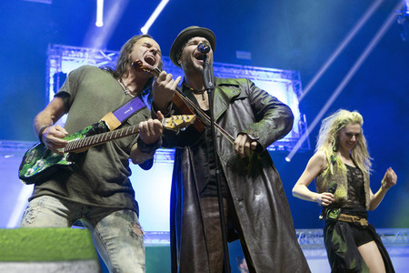 Die Mega 90er Live - Das Party-Festival-Konzert in Hamburg