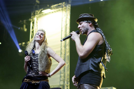 Die Mega 90er Live - Das Party-Festival-Konzert in Hamburg