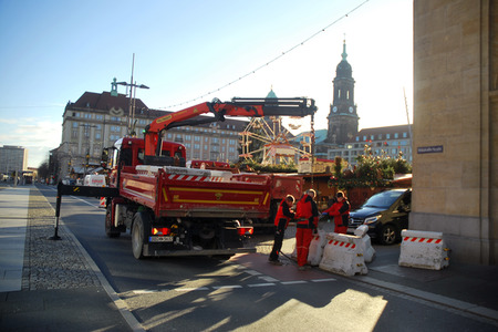 Sicherheitsmaßnahmen beim Striezelmarkt in Dresden