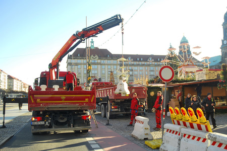 Sicherheitsmaßnahmen beim Striezelmarkt in Dresden