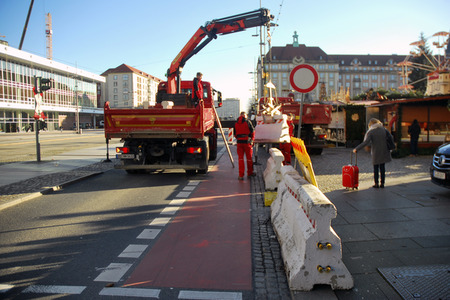 Sicherheitsmaßnahmen beim Striezelmarkt in Dresden
