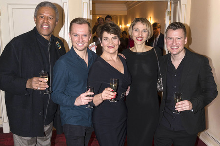 Show-Premiere 'Gayle Tufts - Very Christmas' in Berlin