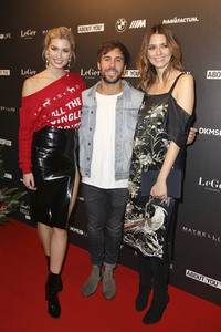 Lena Gerckes Christmas Dinner Party 2017 in Hamburg