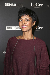 Lena Gerckes Christmas Dinner Party 2017 in Hamburg
