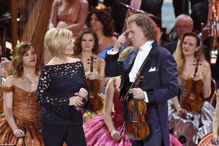 TV-Show 'Heiligabend mit Carmen Nebel' 2017 in München
