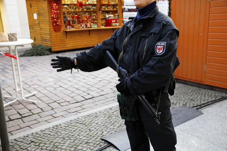 Sprengstofffund auf Weihnachtsmarkt in Potsdam