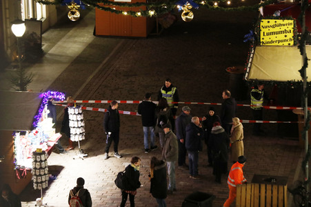 Sprengstofffund auf Weihnachtsmarkt in Potsdam
