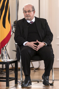 Podiumsdiskussion 'Die Freiheit des Denkens in unruhigen Zeiten' in Berlin