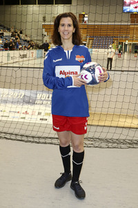 Benefiz-Fußballspiel 'Kicken mit Herz' 2017 in Hamburg