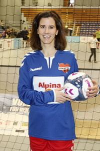 Benefiz-Fußballspiel 'Kicken mit Herz' 2017 in Hamburg
