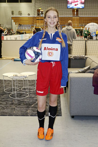 Benefiz-Fußballspiel 'Kicken mit Herz' 2017 in Hamburg