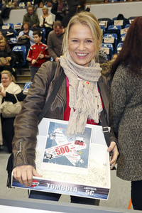 Benefiz-Fußballspiel 'Kicken mit Herz' 2017 in Hamburg