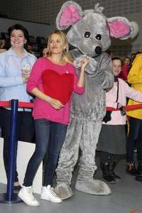 Benefiz-Fußballspiel 'Kicken mit Herz' 2017 in Hamburg