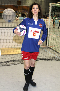 Benefiz-Fußballspiel 'Kicken mit Herz' 2017 in Hamburg