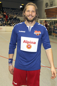 Benefiz-Fußballspiel 'Kicken mit Herz' 2017 in Hamburg
