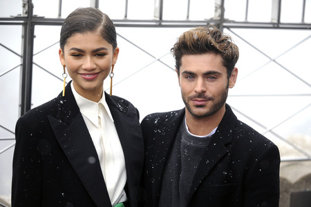 Empire State Building Lighting Ceremony mit dem Cast von 'The Greatest Showman' in New York