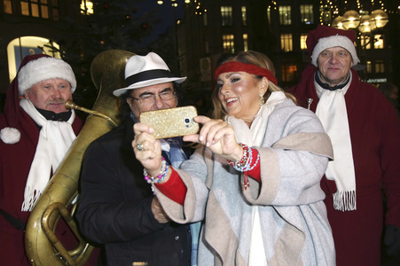 Al Bano und Romina Power auf dem Weihnachtsmarkt in Hamburg