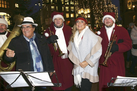 Al Bano und Romina Power auf dem Weihnachtsmarkt in Hamburg