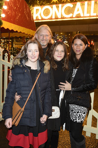 Premiere des 14. Roncalli Weihnachtscircus in Berlin