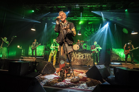 Konzert von In Extremo Perform in Osnabrück