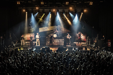 Konzert von In Extremo Perform in Osnabrück