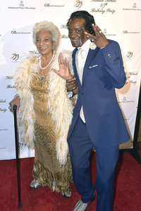 Feier zum 85. Geburtstag von Nichelle Nicols in Los Angeles