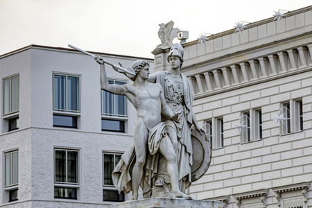 Schlossbrücken-Figuren in Berlin