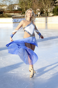 Photocall zur Eisrevue 'Holiday on Ice - Atlantis' in Hamburg