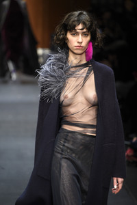 Dawid Tomaszewski Fashion Show auf der Berlin Fashion Week Autumn/Winter 2018