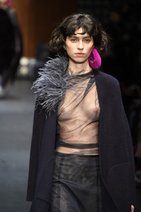 Dawid Tomaszewski Fashion Show auf der Berlin Fashion Week Autumn/Winter 2018