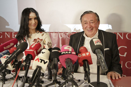Pressekonferenz zum Opernball mit Richard Lugner in Wien