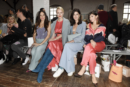 Marina Hoermanseder Défilé auf der Berlin Fashion Week Autumn/Winter 2018