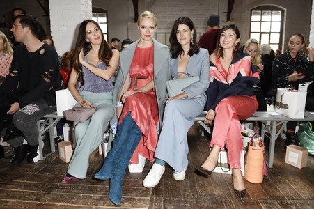 Marina Hoermanseder Défilé auf der Berlin Fashion Week Autumn/Winter 2018