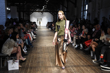 Marina Hoermanseder Défilé auf der Berlin Fashion Week Autumn/Winter 2018