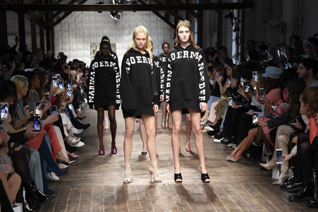 Marina Hoermanseder Défilé auf der Berlin Fashion Week Autumn/Winter 2018