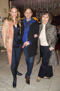 Theaterpremiere 'Gott der Allmächtige' in Berlin