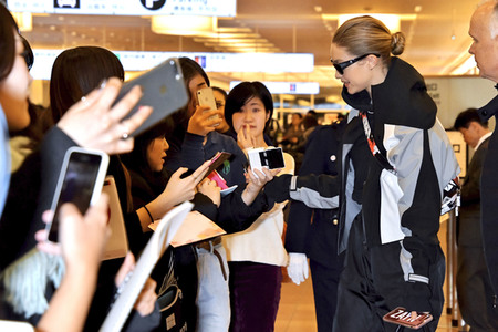Ankunft von Gigi Hadid in Tokio