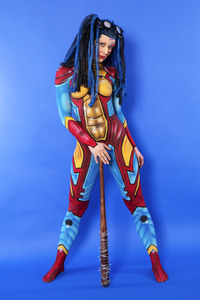 GEEK ART: Hulk vs Iron Quinn Bodypainting