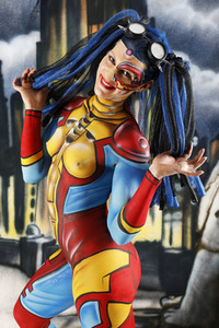 GEEK ART: Hulk vs Iron Quinn Bodypainting