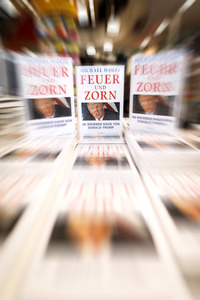 Buchneuerscheinung 'Feuer und Zorn' in Köln