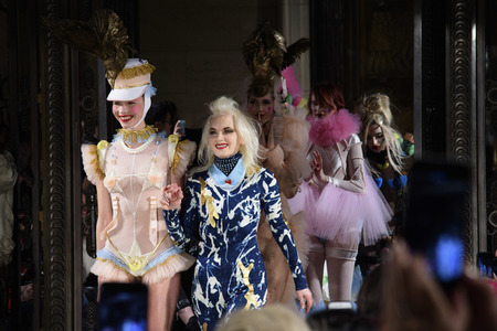 Pam Hogg Fashion Show auf der London Fashion Week AW18