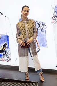 Samsonite & Kilian Kerner Kater-Imbiss in Berlin