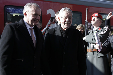 Alexander Van der Bellen empfängt Andrej Kiska in Wien