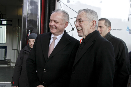 Alexander Van der Bellen empfängt Andrej Kiska in Wien