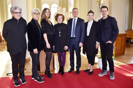 Eintrag der Jury der Berlinale 2018 in das Gästebuch der Stadt Berlin