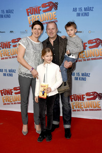 Filmpremiere 'Fünf Freunde und das Tal der Dinosaurier' in München