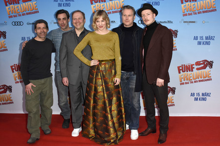 Filmpremiere 'Fünf Freunde und das Tal der Dinosaurier' in München