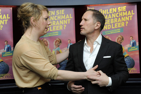 Filmpremiere 'Fühlen Sie sich manchmal ausgebrannt und leer?' in Düsseldorf