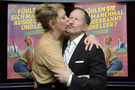 Filmpremiere 'Fühlen Sie sich manchmal ausgebrannt und leer?' in Düsseldorf