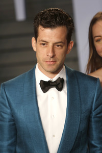 Vanity Fair Oscar Party 2018 in Beverly Hills